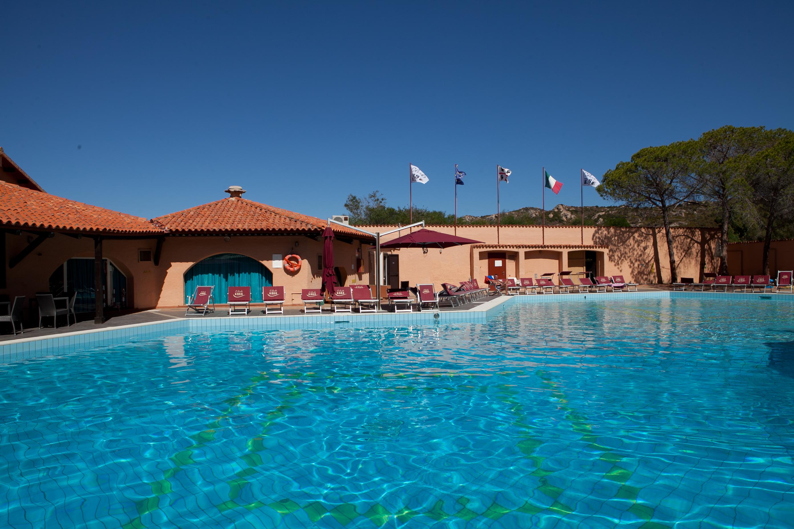 Club Esse Cala Bitta Baja Sardinia Exterior foto