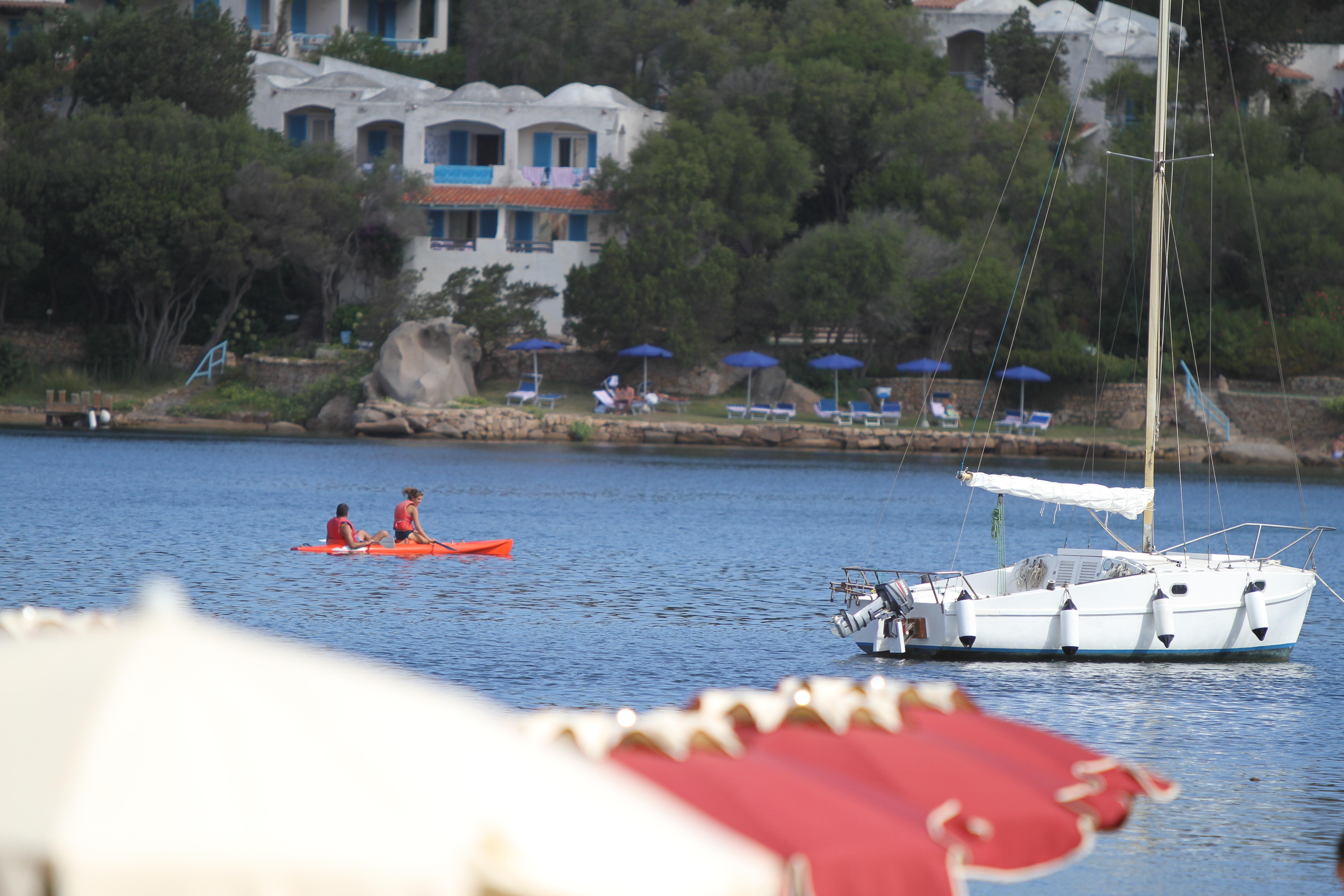 Club Esse Cala Bitta Baja Sardinia Exterior foto