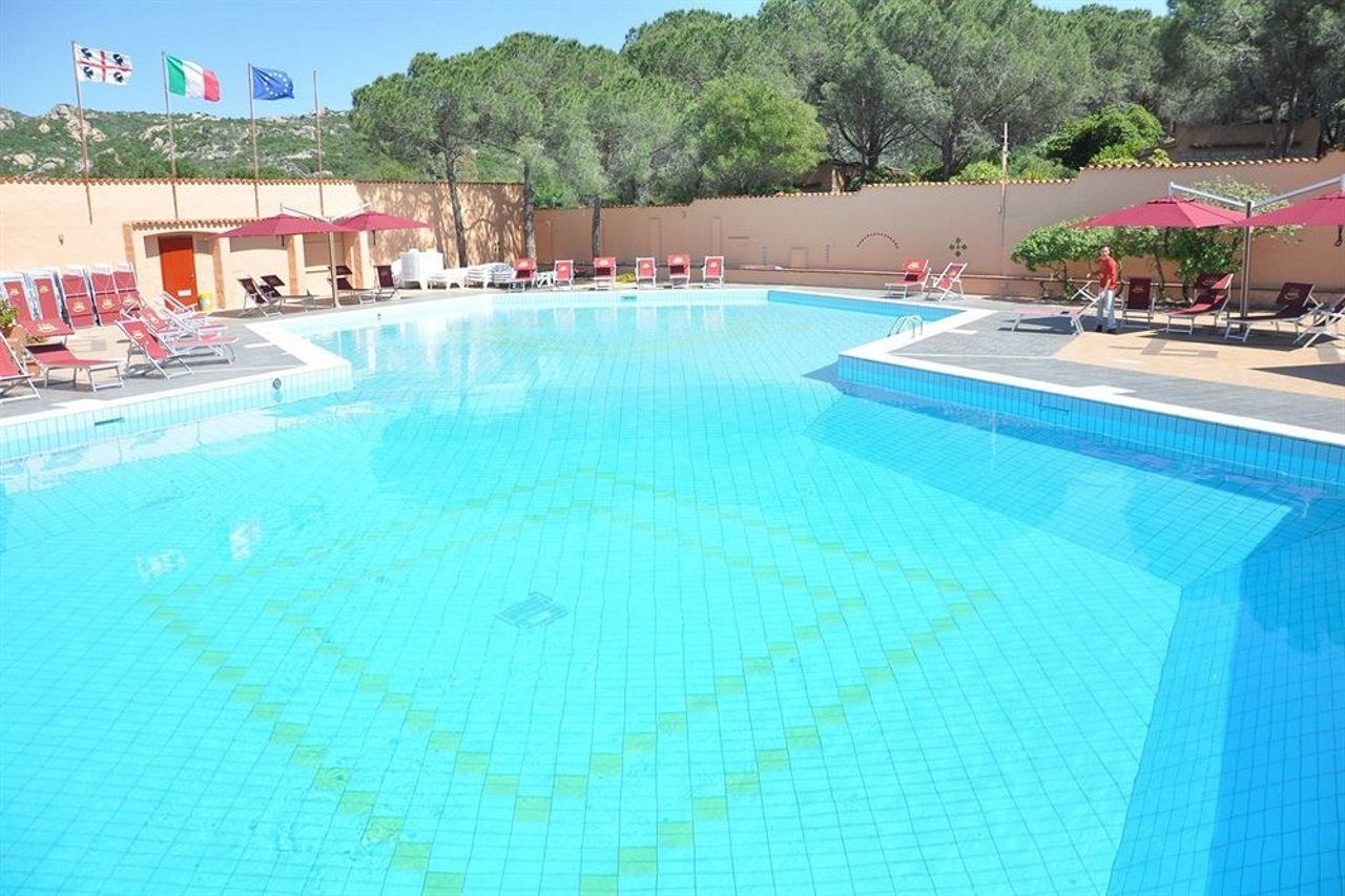 Club Esse Cala Bitta Baja Sardinia Exterior foto