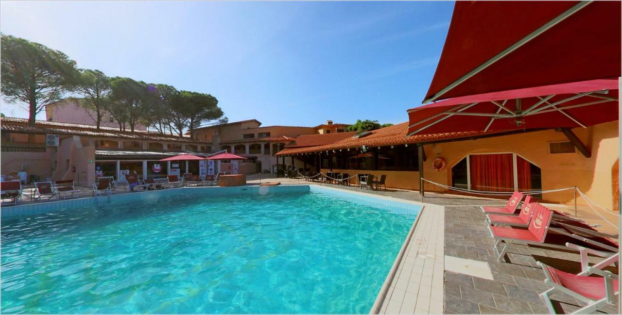 Club Esse Cala Bitta Baja Sardinia Exterior foto